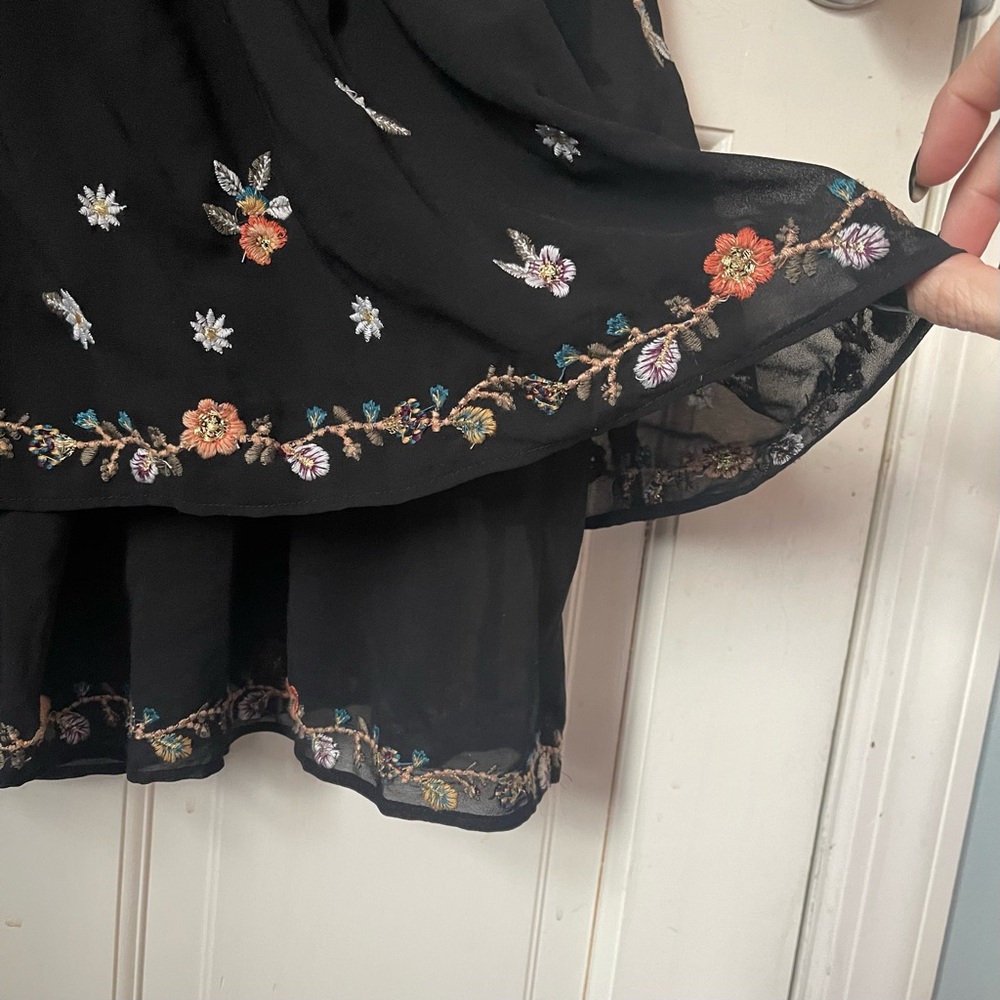 Anthropologie Maeve Anfisa Peasant Dress 4 Black Embroidered Smocked Sheer Boho - Picture 9 of 12